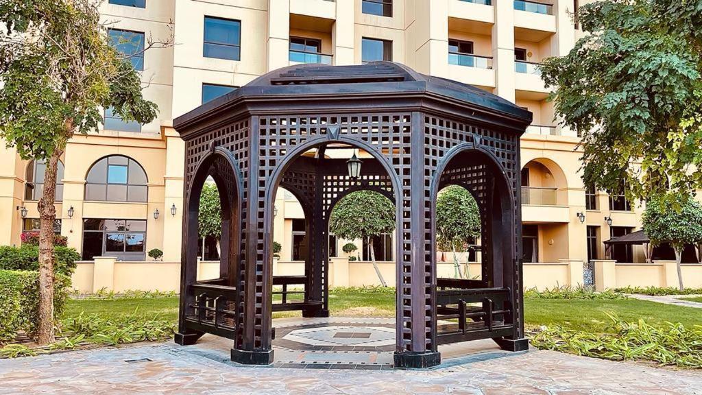Апартаменты Jovial At Jbr Дубай Экстерьер фото